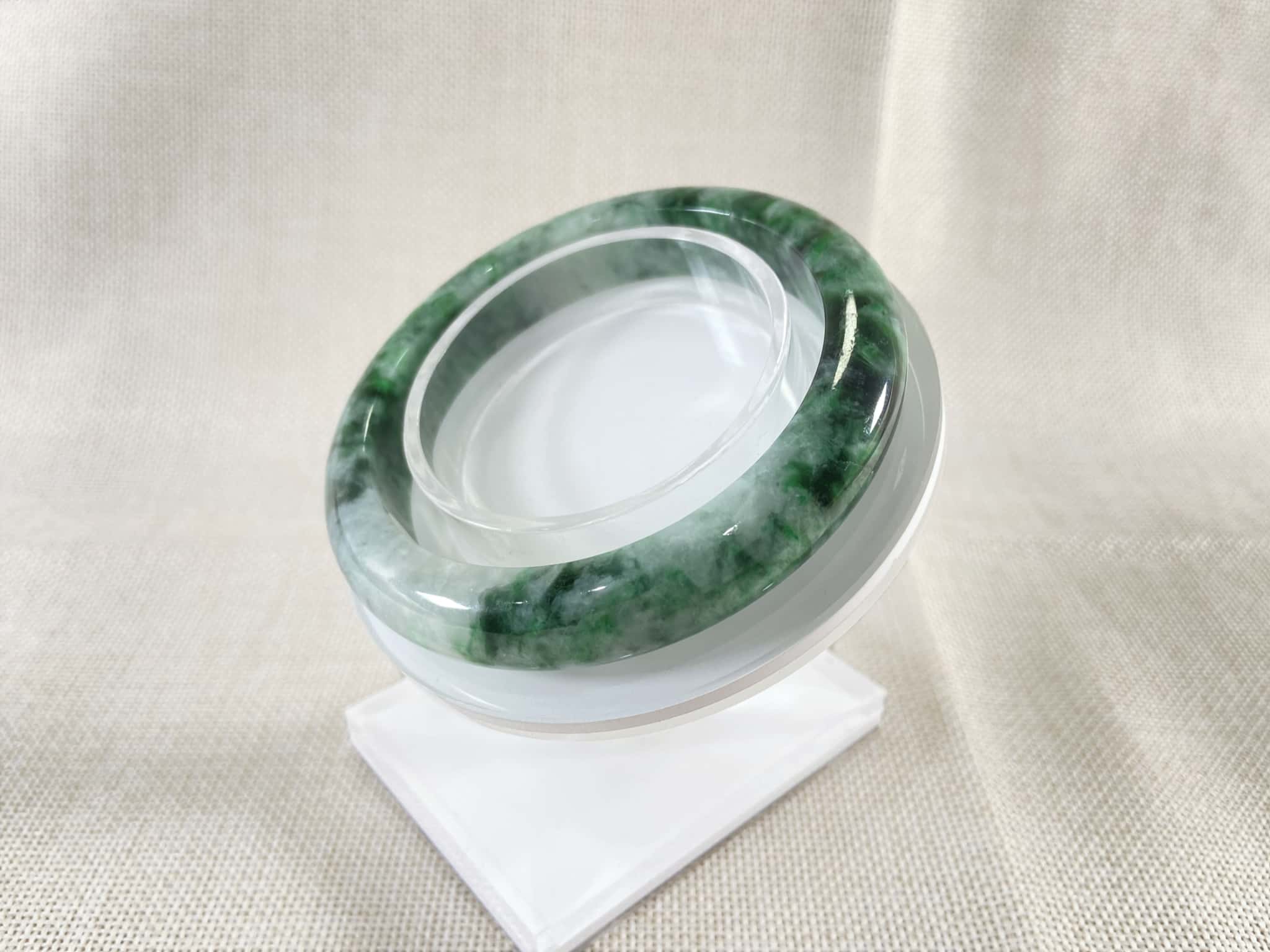 Certified Natural Jadeite Bangle (58mm) 114265