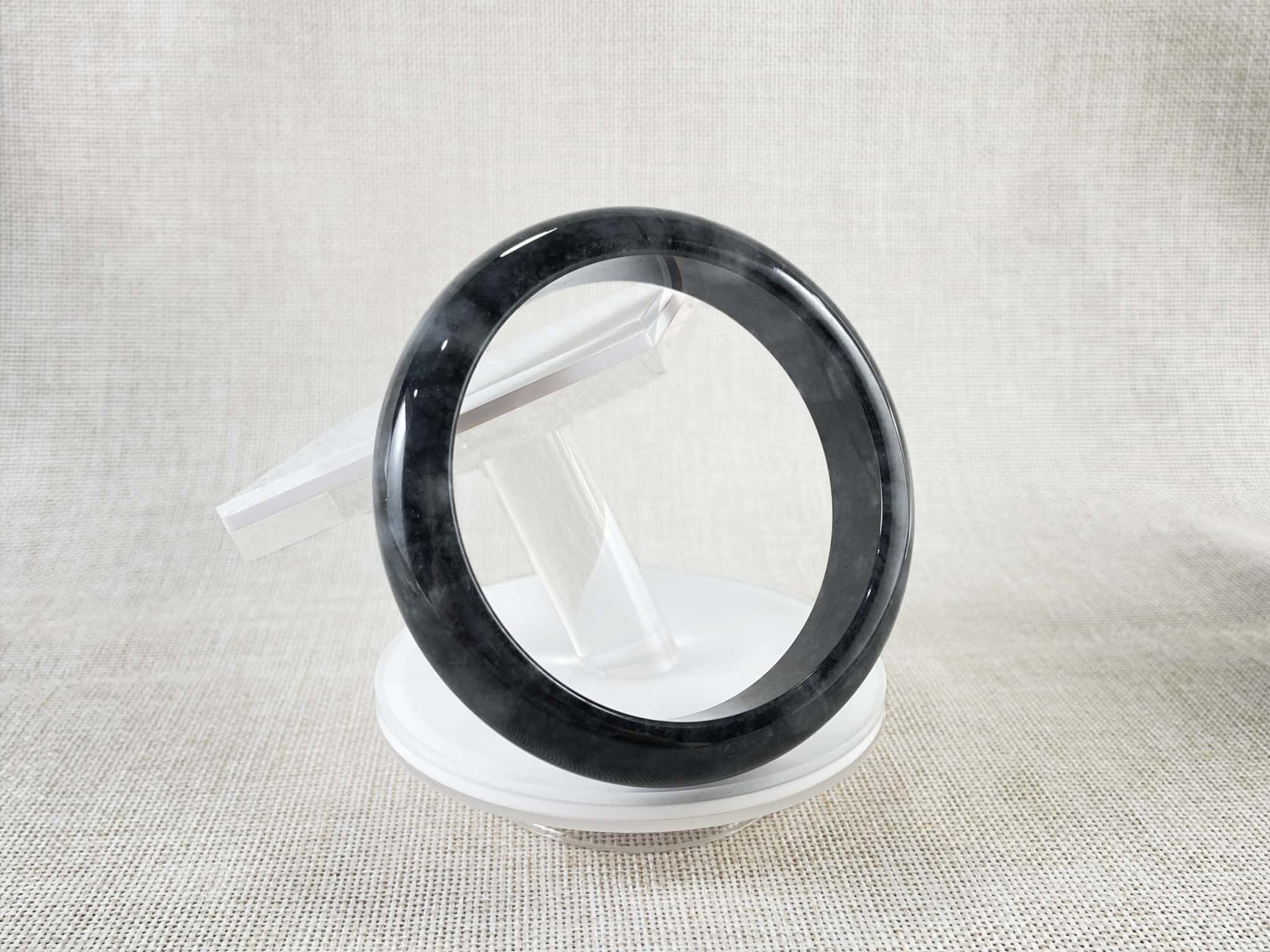 Certified Natural Jadeite Bangle (61mm) 117677