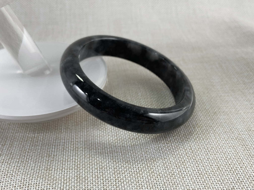 Certified Natural Jadeite Bangle (61mm) 117677