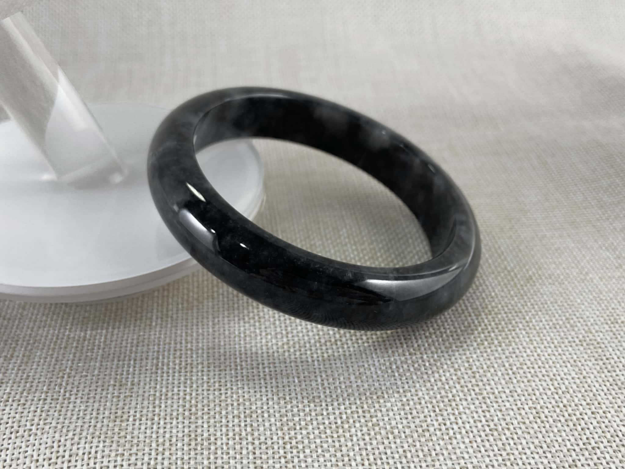 Certified Natural Jadeite Bangle (61mm) 117677