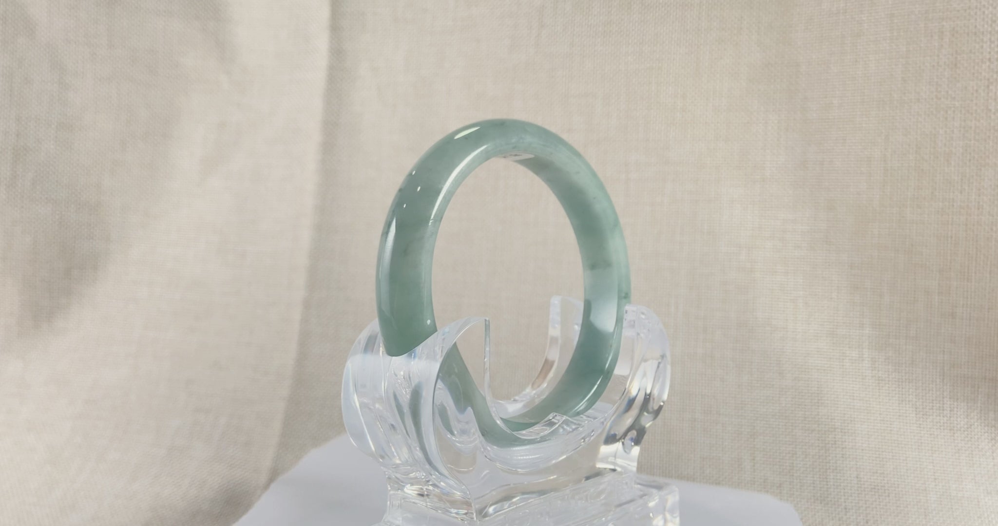 Certified Natural Jadeite Bangle (60mm) 147919